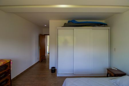 Casa de condomínio para alugar com 660m², 5 quartos e 10 vagasQuarto 5 - Suite