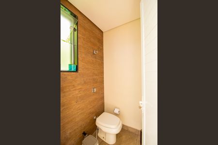 Casa de condomínio para alugar com 660m², 5 quartos e 10 vagasBanheiro area piscina