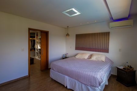 Casa de condomínio para alugar com 660m², 5 quartos e 10 vagasQuarto 3 - Suíte