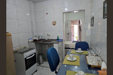 Cozinha de kitnet/studio para alugar com 1 quarto, 40m² em Inhoaíba, Rio de Janeiro