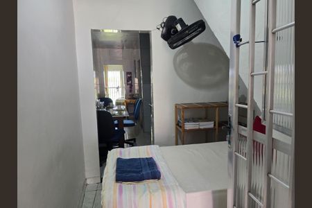 Quarto de kitnet/studio para alugar com 1 quarto, 40m² em Inhoaíba, Rio de Janeiro