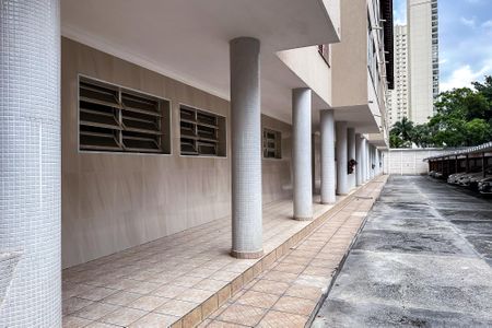Apartamento para alugar com 76m², 2 quartos e 1 vagaÁrea comum