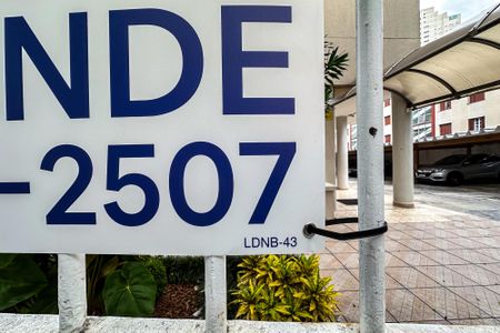 Apartamento para alugar com 76m², 2 quartos e 1 vagaPlaca