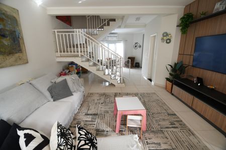 Casa à venda com 129m², 3 quartos e sem vagaSala