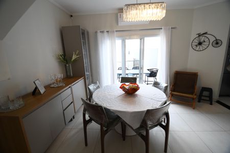 Casa à venda com 129m², 3 quartos e sem vagaSala