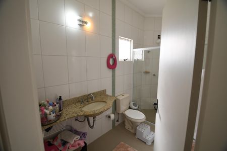 Casa à venda com 129m², 3 quartos e sem vagaBanheiro Social
