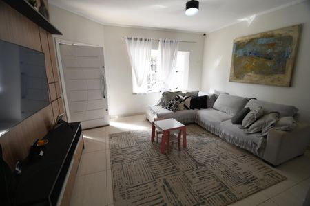 Casa à venda com 129m², 3 quartos e sem vagaSala