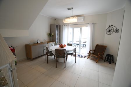 Sala de casa à venda com 3 quartos, 129m² em Cidade Universitária, Campinas