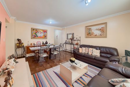 Apartamento para alugar com 138m², 3 quartos e 2 vagas Apartamento para alugar com 138m², 3 quartos e 2 vagasSala