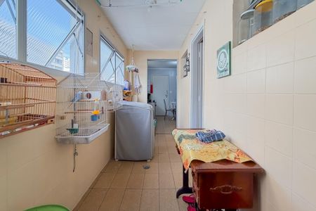 Apartamento para alugar com 138m², 3 quartos e 2 vagas Apartamento para alugar com 138m², 3 quartos e 2 vagasÁrea de Serviço