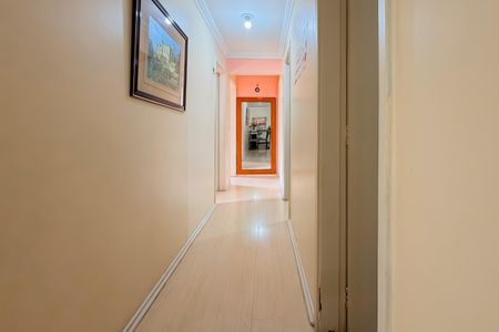 Apartamento para alugar com 138m², 3 quartos e 2 vagas Apartamento para alugar com 138m², 3 quartos e 2 vagasCorredor