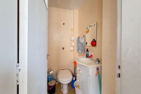 Apartamento para alugar com 138m², 3 quartos e 2 vagas Apartamento para alugar com 138m², 3 quartos e 2 vagasBanheiro de Serviço