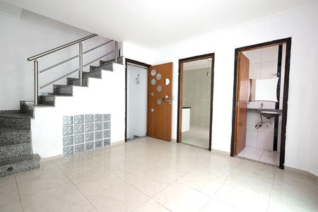 Sala de casa para alugar com 2 quartos, 132m² em Vila Curuçá, Santo André