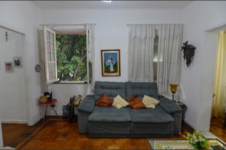 Apartamento à venda com 94m², 3 quartos e sem vaga Apartamento à venda com 94m², 3 quartos e sem vagaSala