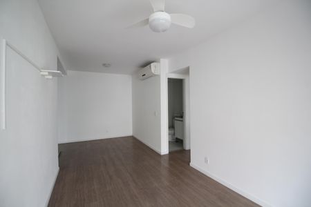 Sala de apartamento para alugar com 3 quartos, 94m² em Freguesia (jacarepaguá), Rio de Janeiro