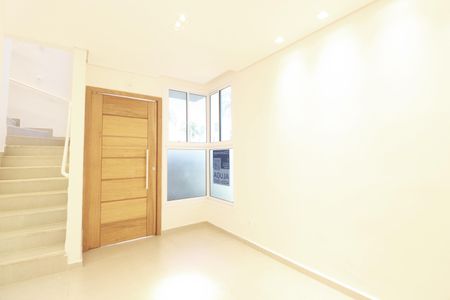 Sala de casa de condomínio para alugar com 3 quartos, 81m² em Granja Marileusa, Uberlândia