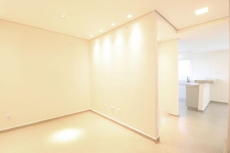 Casa de condomínio para alugar com 81m², 3 quartos e 2 vagasSala