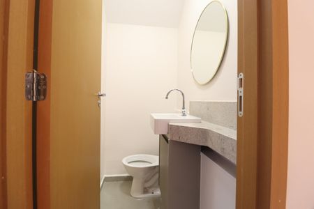 Casa de condomínio para alugar com 81m², 3 quartos e 2 vagasLavabo