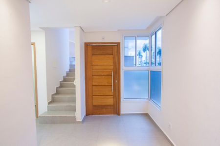 Casa de condomínio para alugar com 80m², 3 quartos e 2 vagasSala