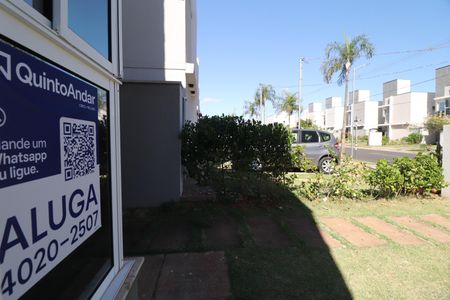 Casa de condomínio para alugar com 81m², 3 quartos e 2 vagasPlaquinha
