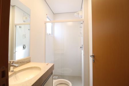 Casa de condomínio para alugar com 81m², 3 quartos e 2 vagasBanheiro da Suíte 3