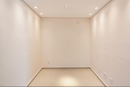 Sala de casa de condomínio para alugar com 3 quartos, 81m² em Granja Marileusa, Uberlândia