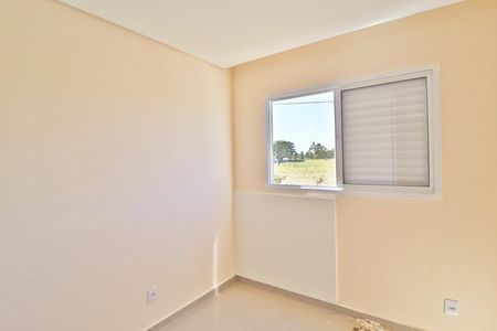 Casa de condomínio para alugar com 81m², 3 quartos e 2 vagasSuíte 2
