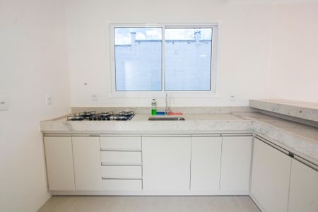 Casa de condomínio para alugar com 80m², 3 quartos e 2 vagasCozinha