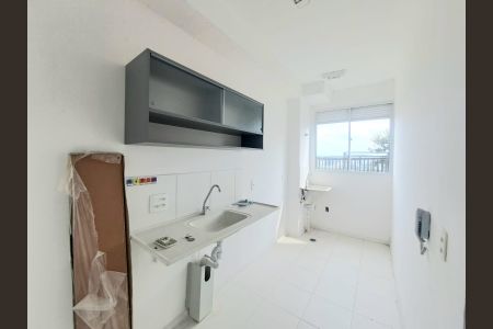 Cozinha de apartamento à venda com 2 quartos, 42m² em Jardim do Lago, Osasco