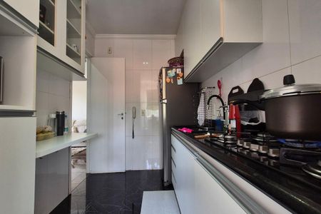 Apartamento à venda com 60m², 2 quartos e 2 vagas Apartamento à venda com 60m², 2 quartos e 2 vagasCozinha