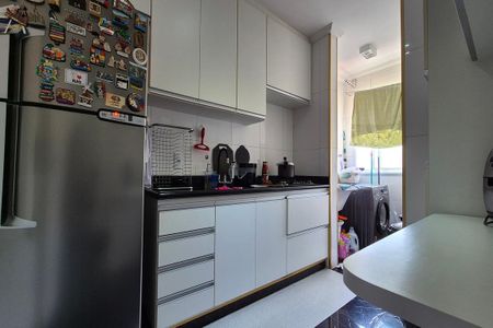 Apartamento à venda com 60m², 2 quartos e 2 vagas Apartamento à venda com 60m², 2 quartos e 2 vagasCozinha