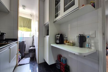 Apartamento à venda com 60m², 2 quartos e 2 vagas Apartamento à venda com 60m², 2 quartos e 2 vagasCozinha