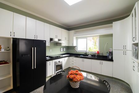 Casa à venda com 560m², 4 quartos e 8 vagas