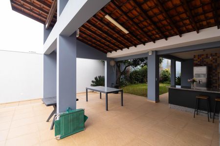 Casa à venda com 560m², 4 quartos e 8 vagas