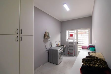 Casa à venda com 560m², 4 quartos e 8 vagas