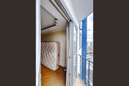 Apartamento à venda com 57m², 2 quartos e 2 vagasVaranda