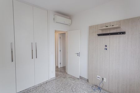 Apartamento à venda com 105m², 3 quartos e 2 vagasQuarto 2