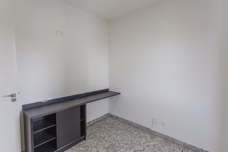 Apartamento à venda com 105m², 3 quartos e 2 vagasQuarto 3