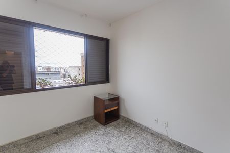 Apartamento à venda com 105m², 3 quartos e 2 vagasQuarto 2