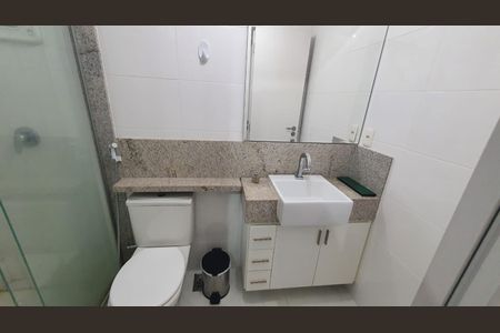 Apartamento para alugar com 76m², 2 quartos e 2 vagas Apartamento para alugar com 76m², 2 quartos e 2 vagasBanheiro