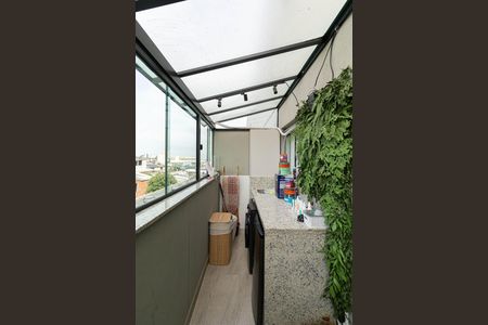 Apartamento à venda com 65m², 2 quartos e 1 vagaVaranda e Área de Serviço 