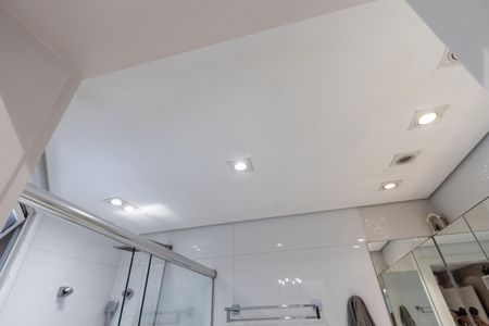 Apartamento à venda com 248m², 4 quartos e 4 vagasQuarto 1 - Banheiro