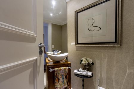 Apartamento à venda com 248m², 4 quartos e 4 vagasLavabo