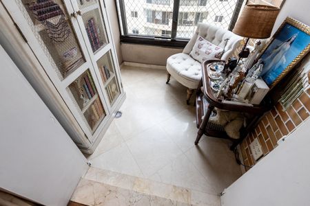 Apartamento à venda com 248m², 4 quartos e 4 vagasQuarto 1 - Varanda