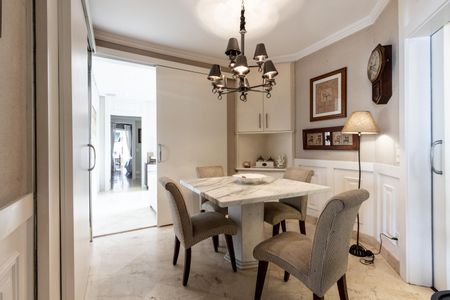 Apartamento à venda com 248m², 4 quartos e 4 vagasCopa