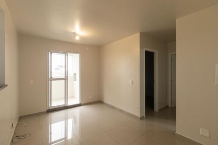 Sala de apartamento para alugar com 2 quartos, 58m² em Xaxim, Curitiba