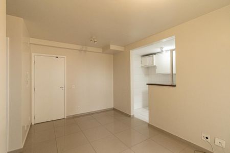 Sala de apartamento para alugar com 2 quartos, 58m² em Xaxim, Curitiba
