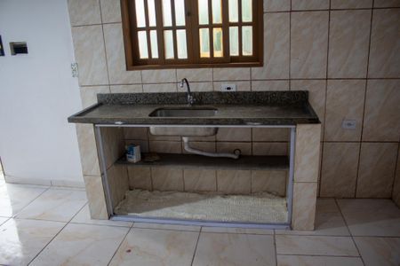 Sala/Cozinha de casa para alugar com 2 quartos, 56m² em Jardim Itapeva, Ribeirão Pires
