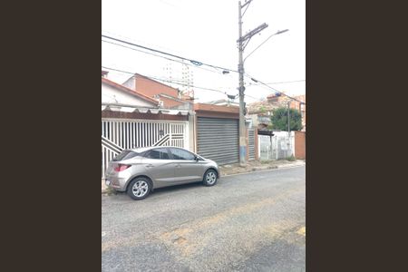 Casa para alugar com 140m², 2 quartos e 1 vaga Casa para alugar com 140m², 2 quartos e 1 vagaFachada