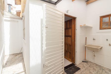 Casa de condomínio para alugar com 120m², 3 quartos e 2 vagas Casa de condomínio para alugar com 120m², 3 quartos e 2 vagasÁrea de Serviço